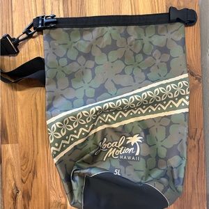 Local Motion 5 L - Barrel dry bag